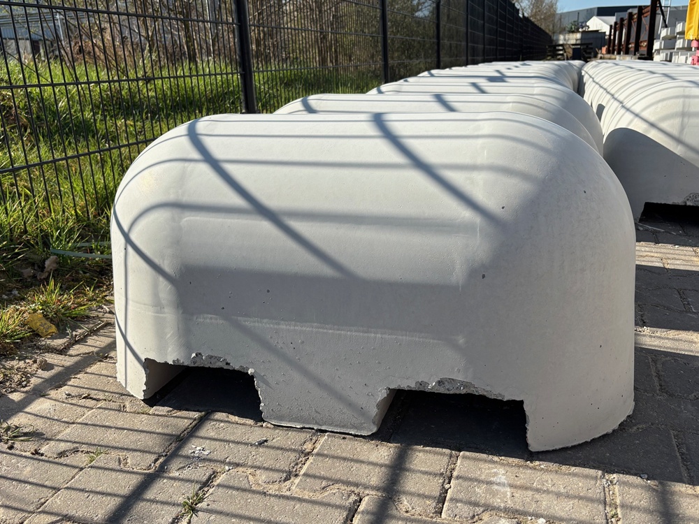 Jumboblok 90x45x45cm met lepeluitsparing detail image 1